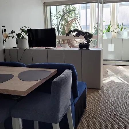 Lovely 35 M2 In Center - Bd Des Pyrenees - Private Parking Space شقة *