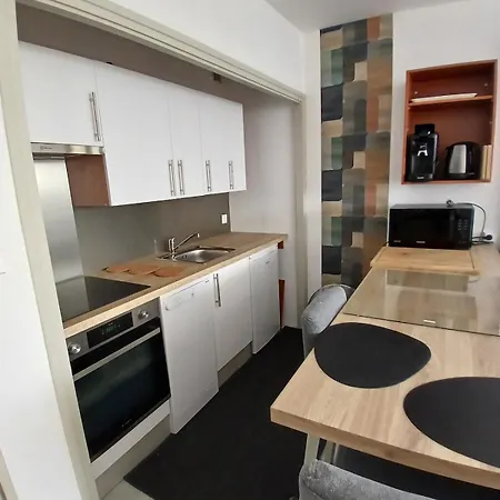 Lovely In Center - Bd Des Pyrenées - Private Parking Space Appartamento Pau